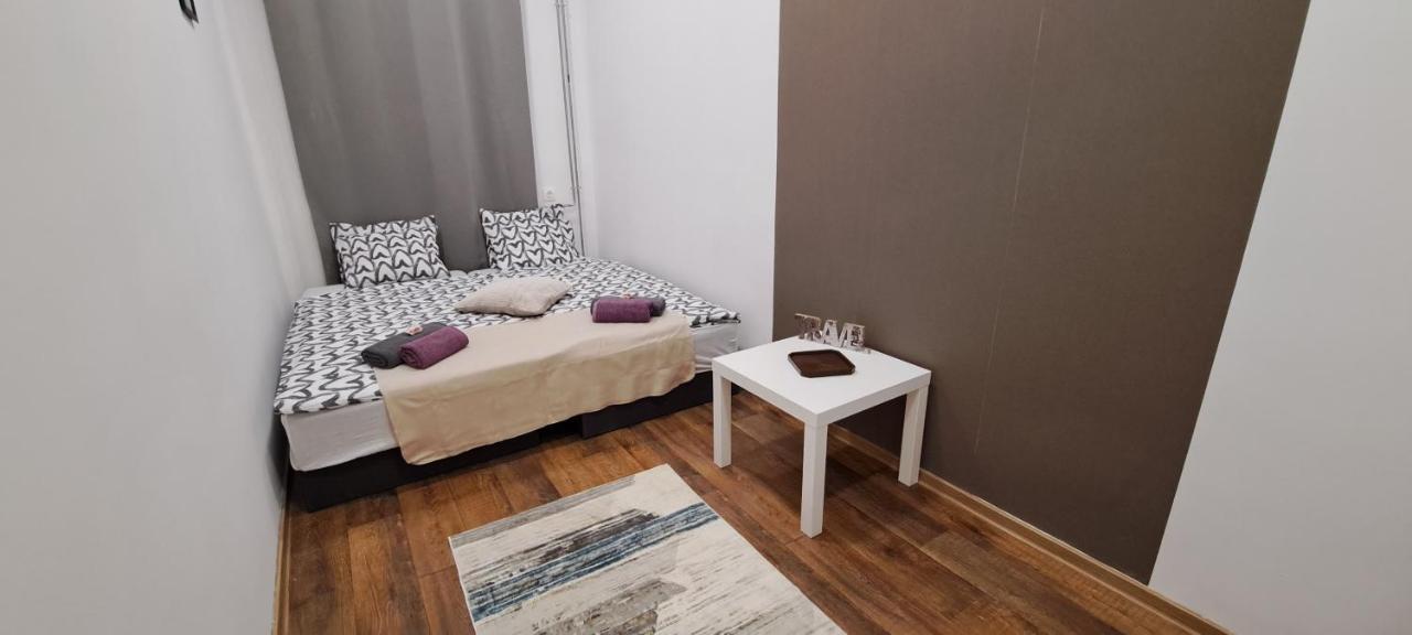 Pina Colada In The Party District Apartamento Budapest